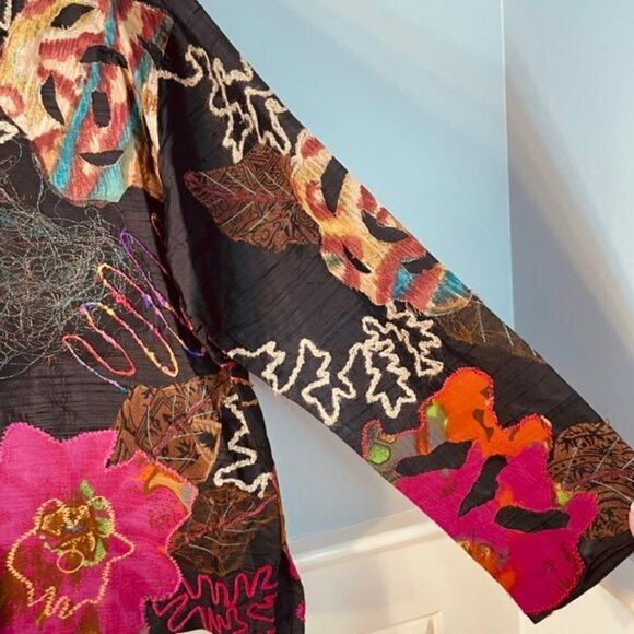 Chico's Pure Silk Embroidered Art to Wear Button Front Jacket Size L/12 - Picture 3 of 6